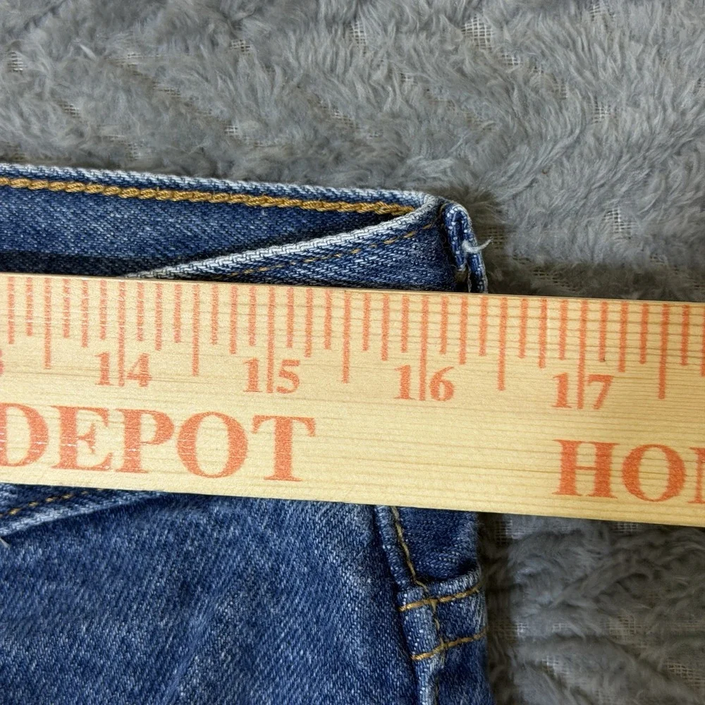 Vtg Levis 505 Jeans Mens Fits 32x31 Regular Fit Straight Leg Medium Wash Y2K